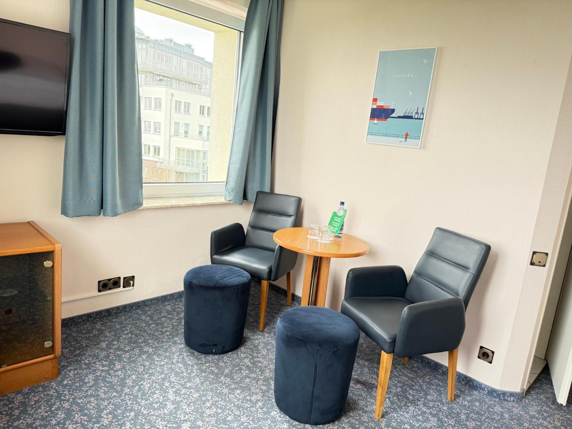 Seehotel Neue Liebe クックスハーフェン エクステリア 写真