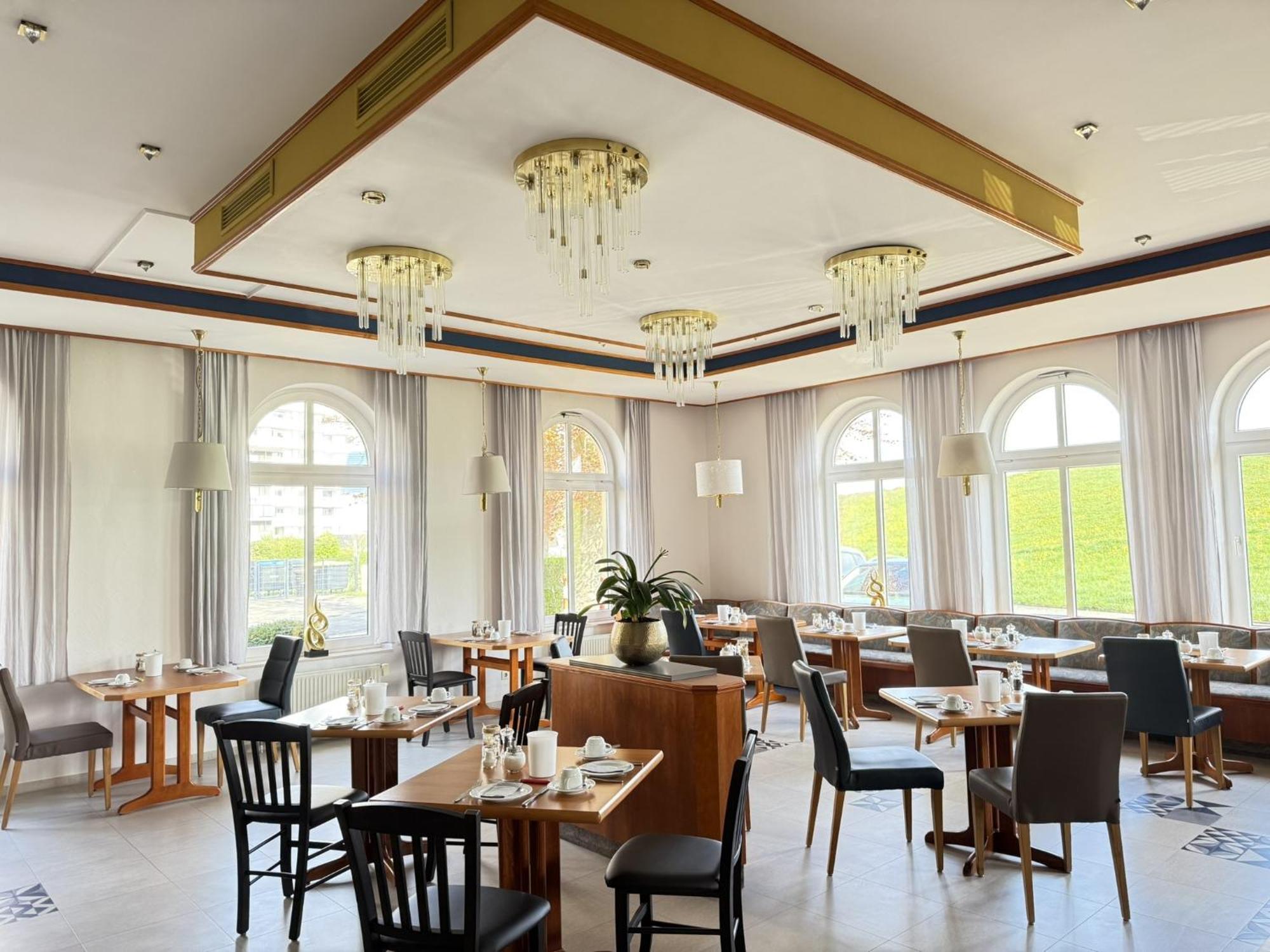 Seehotel Neue Liebe クックスハーフェン エクステリア 写真
