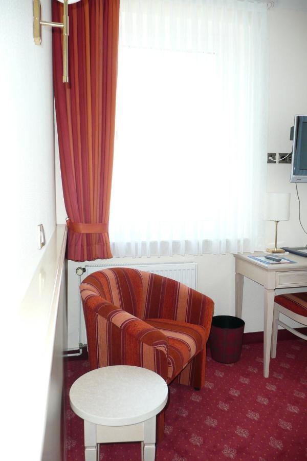Seehotel Neue Liebe クックスハーフェン 部屋 写真