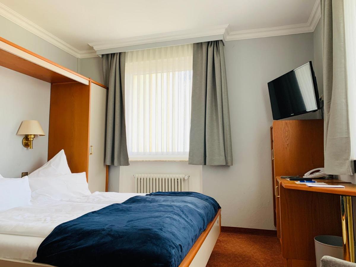 Seehotel Neue Liebe クックスハーフェン エクステリア 写真
