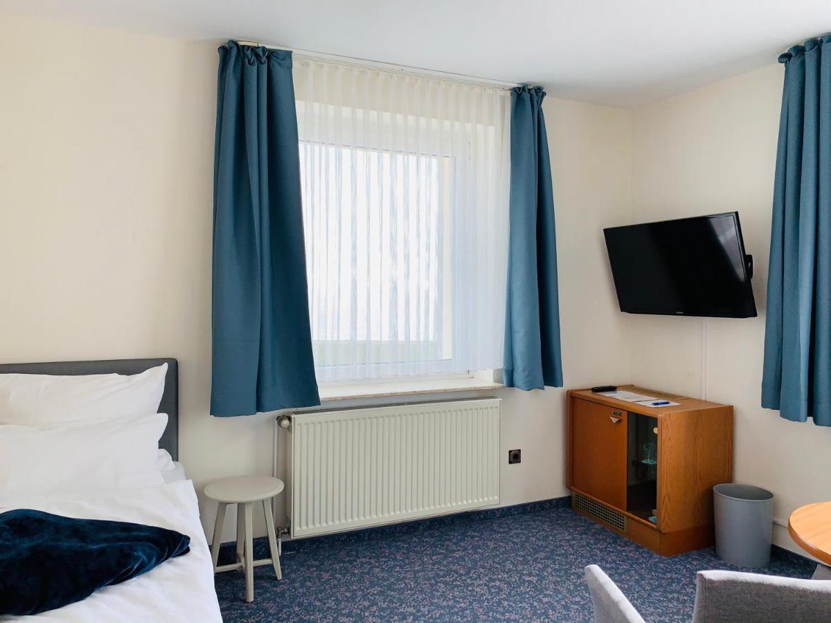 Seehotel Neue Liebe クックスハーフェン エクステリア 写真